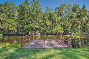 Sunny Sassa River Livin Boat Dock and Grill!